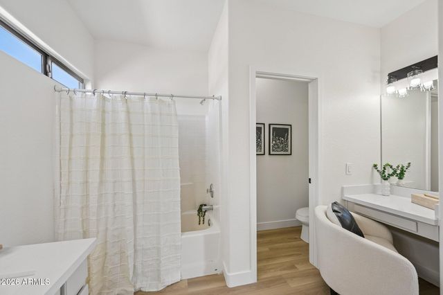 3020 E KINGS Avenue, Phoenix, AZ 85032