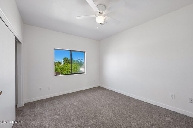 3020 E KINGS Avenue, Phoenix, AZ 85032