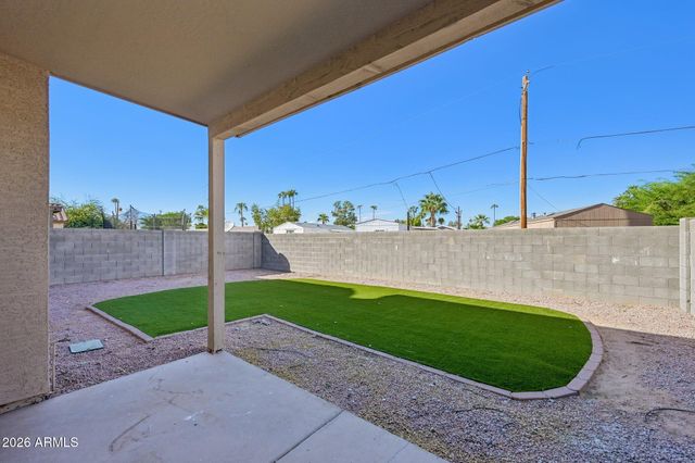 3020 E KINGS Avenue, Phoenix, AZ 85032