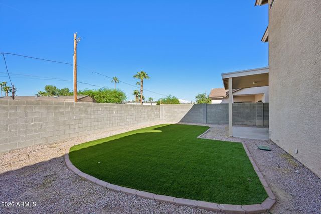 3020 E KINGS Avenue, Phoenix, AZ 85032