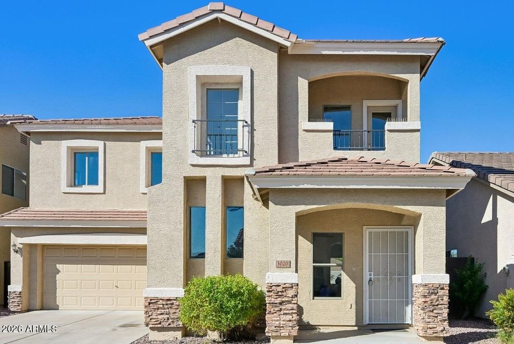 3020 E KINGS Avenue, Phoenix, AZ 85032