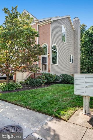 14551 OAKMERE DR, Centreville, VA 20120