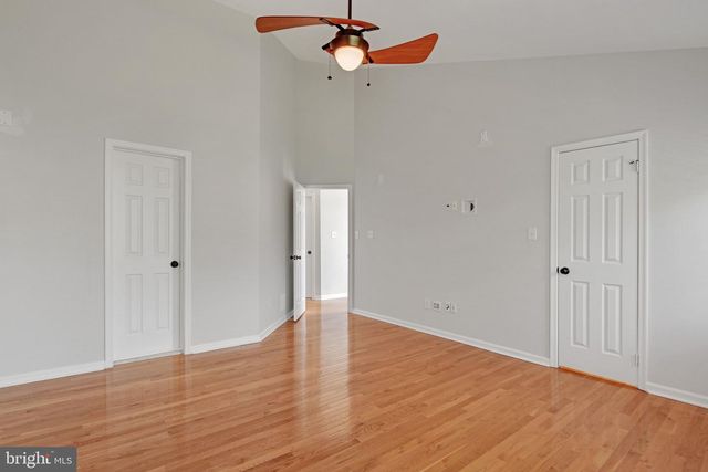 14551 OAKMERE DR, Centreville, VA 20120