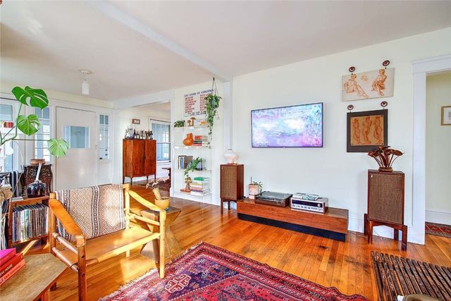 31 Mount Hope Avenue, Providence, RI 02906