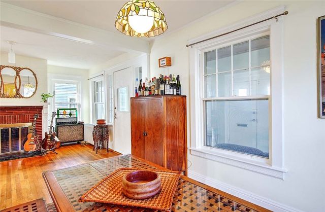 31 Mount Hope Avenue, Providence, RI 02906