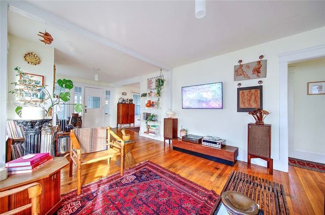 31 Mount Hope Avenue, Providence, RI 02906