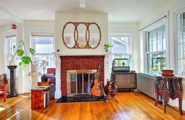 31 Mount Hope Avenue, Providence, RI 02906