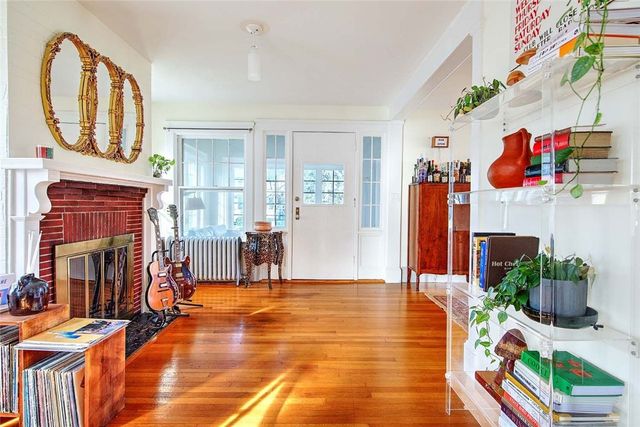 31 Mount Hope Avenue, Providence, RI 02906