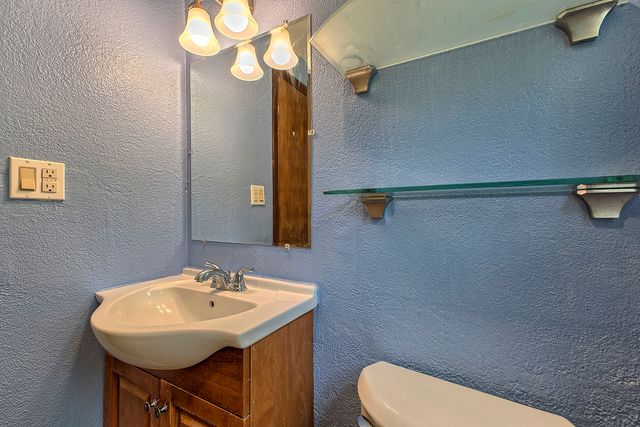 107 Carmella DRIVE, White Oak, PA 15131