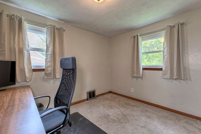 107 Carmella DRIVE, White Oak, PA 15131