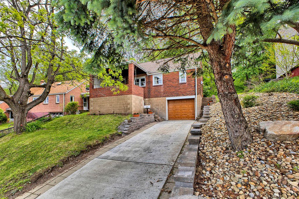 107 Carmella DRIVE, White Oak, PA 15131