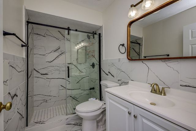 7497 Rolling Meadows Drive, West Chester Twp, OH 45069