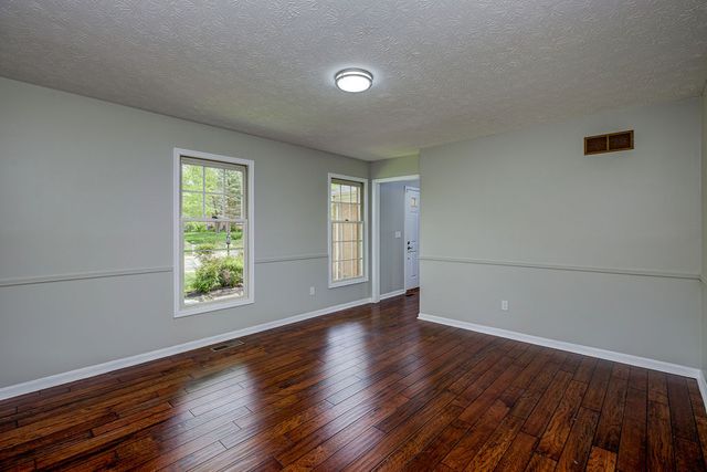 7497 Rolling Meadows Drive, West Chester Twp, OH 45069