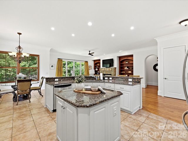 6806 Larrisa Court, Charlotte, NC 28226