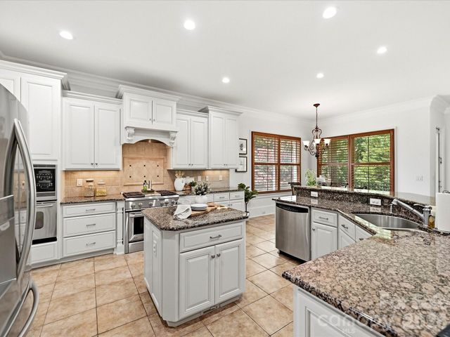 6806 Larrisa Court, Charlotte, NC 28226