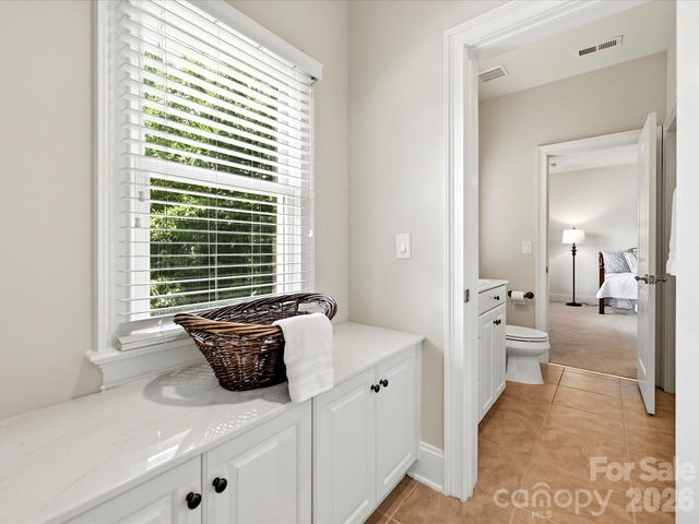 6806 Larrisa Court, Charlotte, NC 28226