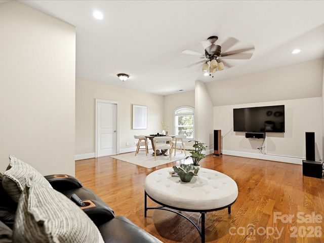 6806 Larrisa Court, Charlotte, NC 28226