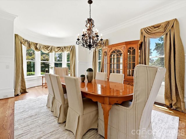 6806 Larrisa Court, Charlotte, NC 28226