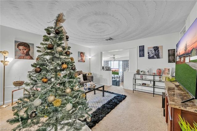 732 Finck LN, Chesapeake, VA 23320