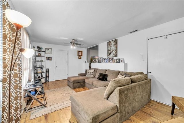 732 Finck LN, Chesapeake, VA 23320