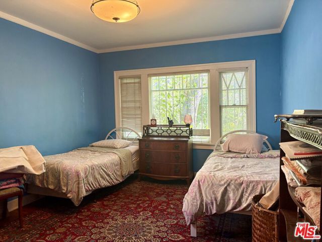 723 N Orange Drive, Los Angeles, CA 90038