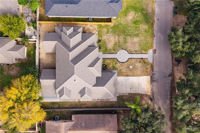 915 Durango Street, Mission, TX 78572