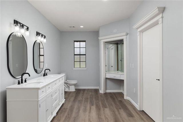 915 Durango Street, Mission, TX 78572