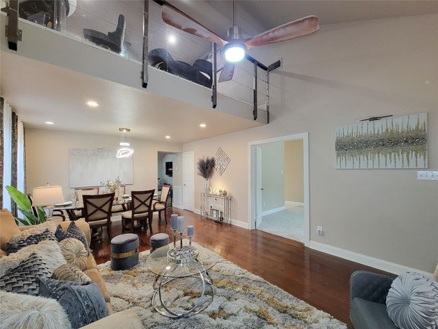 12018 Kleinmeadow Drive, Houston, TX 77066