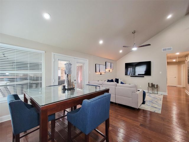 12018 Kleinmeadow Drive, Houston, TX 77066