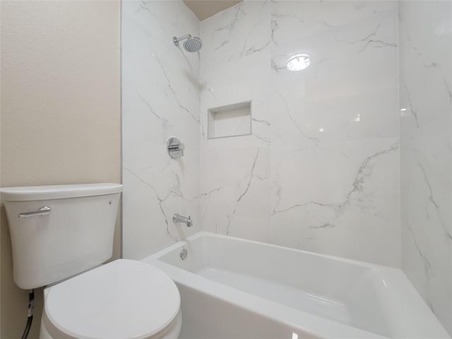 12018 Kleinmeadow Drive, Houston, TX 77066