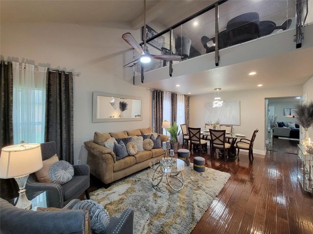 12018 Kleinmeadow Drive, Houston, TX 77066