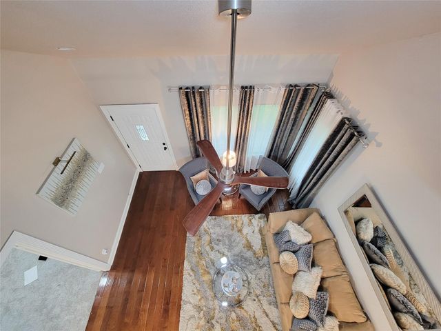 12018 Kleinmeadow Drive, Houston, TX 77066