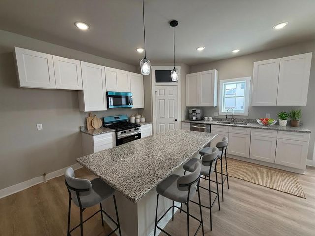 6660 Ramshorn Drive, Deforest, WI 53532