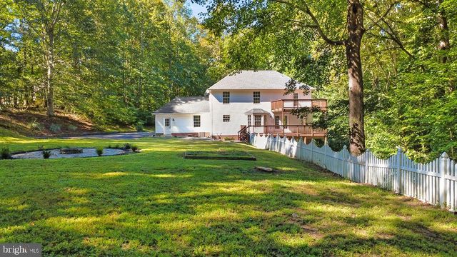 11608 REST DR, La Plata, MD 20646