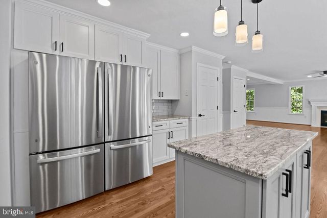 11608 REST DR, La Plata, MD 20646