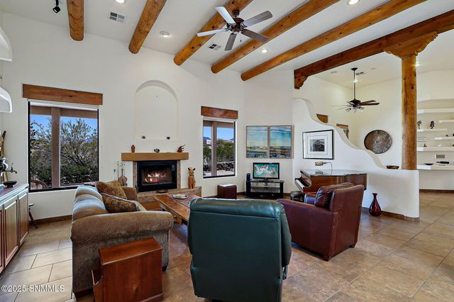 5635 Charles Russell Road, Las Cruces, NM 88011