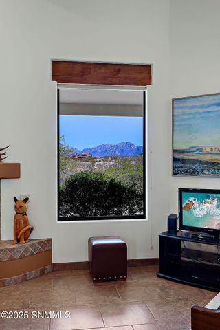 5635 Charles Russell Road, Las Cruces, NM 88011