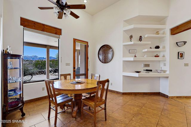 5635 Charles Russell Road, Las Cruces, NM 88011