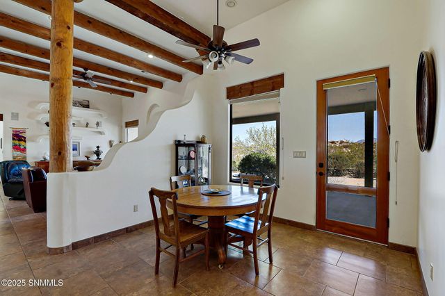 5635 Charles Russell Road, Las Cruces, NM 88011