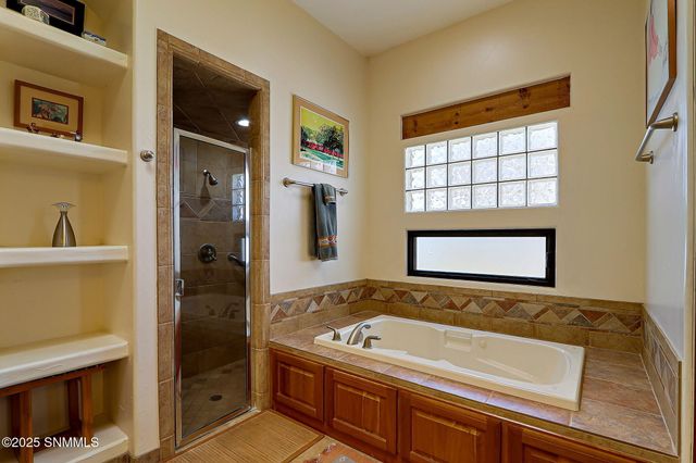 5635 Charles Russell Road, Las Cruces, NM 88011