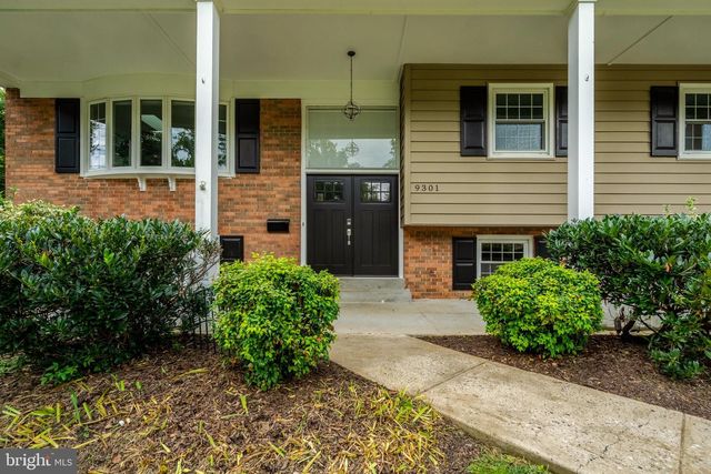 9301 SANTAYANA DR, Fairfax, VA 22031