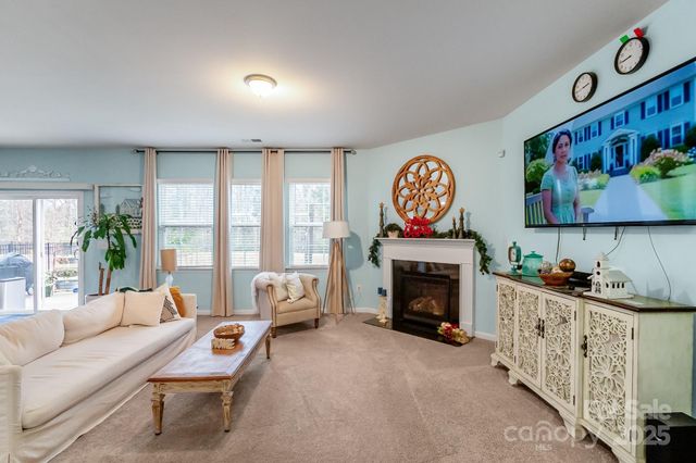 13602 Canterbury Castle Drive, Charlotte, NC 28273