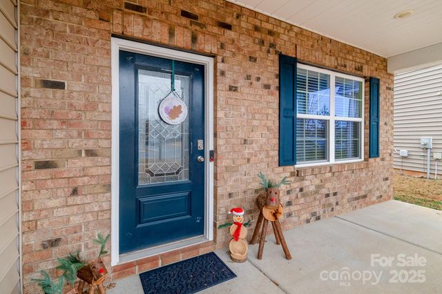 13602 Canterbury Castle Drive, Charlotte, NC 28273