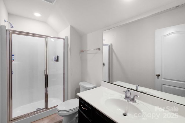 13602 Canterbury Castle Drive, Charlotte, NC 28273