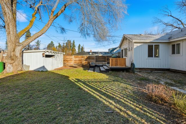 425 SW 12th Street, Redmond, OR 97756