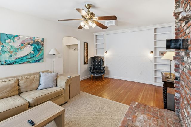 425 SW 12th Street, Redmond, OR 97756