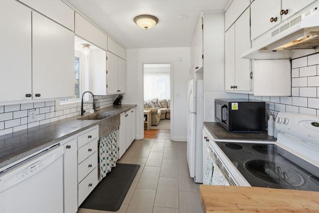 425 SW 12th Street, Redmond, OR 97756