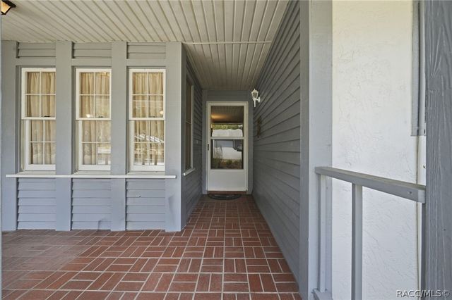 554 W Cherry Laurel Court, Beverly Hills, FL 34465