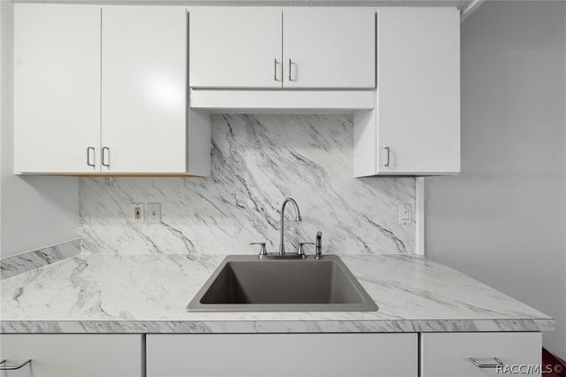 554 W Cherry Laurel Court, Beverly Hills, FL 34465