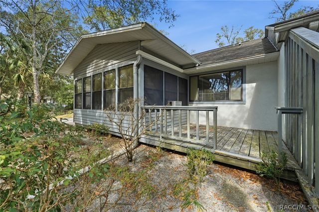 554 W Cherry Laurel Court, Beverly Hills, FL 34465